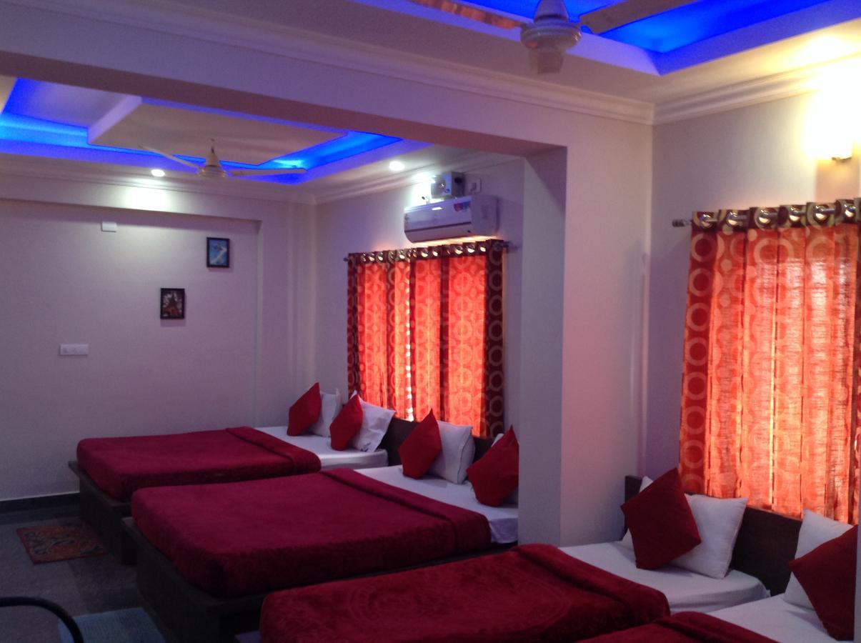 Hotel Rest Inn Чикмагалур Экстерьер фото